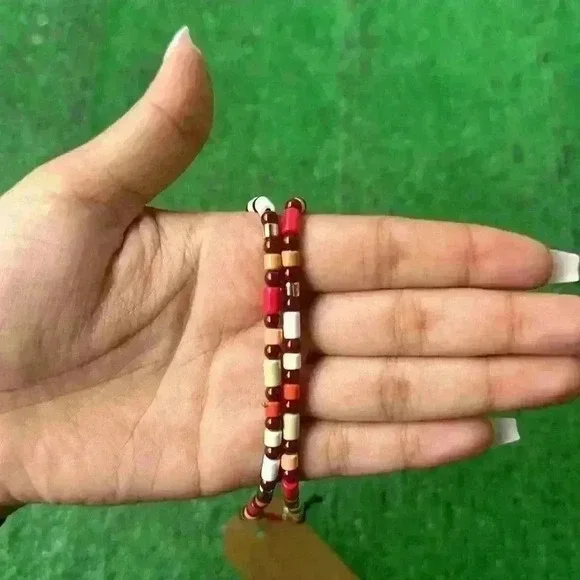 Roxanne Assoulin - Picture 2 of 3